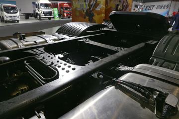 ���� ŷ��EST 6ϵ�ؿ� �������� 430���� 6X4ǣ����ͼƬ