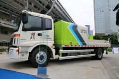 福田 雷萨 185马力 4X2 混凝土泵车