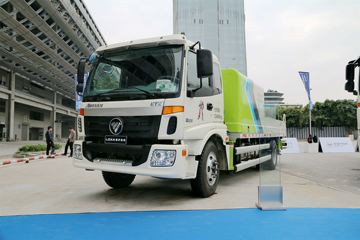 福田 雷萨 185马力 4X2 混凝土泵车