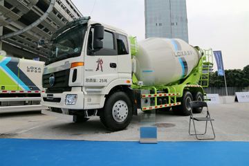 雷萨&nbsp;混凝土搅拌车外观                                                图片