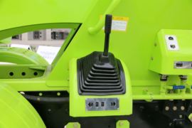 雷萨&nbsp;混凝土搅拌车上装                                                图片