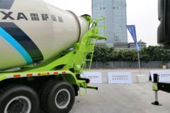 福田 雷萨L9 350马力 6X4 4.49方搅拌车(BJ5253GJB-XJ)