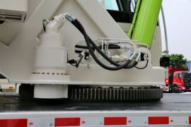 雷萨&nbsp;吊车上装                                                图片