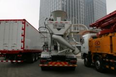 华菱重卡 310马力 8X4 混凝土搅拌车(AH5312GJB1L5)