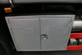 华菱底盘&nbsp;油罐车底盘图片