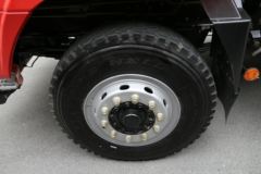 华菱 华菱之星 220马力 6X2 运油车(楚飞牌)(CLQ5253GYY4HN)