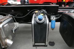 华菱重卡 270马力 6X4 随车吊(HN5251JSQ0L4)