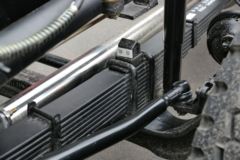 华菱重卡 336马力 8X4 随车吊底盘(HN5310JSQ0L4)