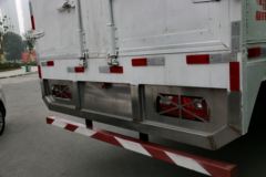 华菱 汉马H6 180马力 4X2 冷藏车(HN5160XLCH19E6M5) 华菱 汉马H6 180马力 4X2 冷藏车(HN5160XLCH19E6M5)