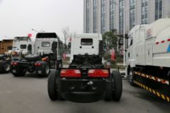 华菱 汉马中卡 180马力 4X2载货车底盘(HN1160E8M4J)