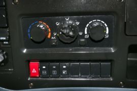 菱马H3&nbsp;载货车驾驶室                                               图片