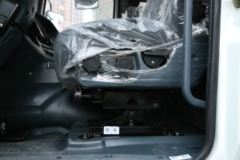 华菱 汉马中卡 180马力 4X2载货车底盘(HN1160E8M4J)