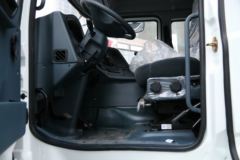 华菱 汉马 180马力 4X2 高压清洗车(AH5160GQX0L5)