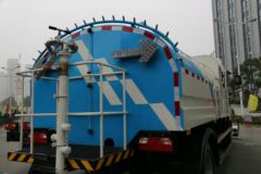 华菱 汉马 180马力 4X2 高压清洗车(AH5160GQX0L5)