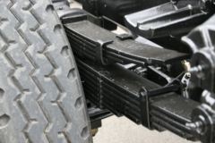 华菱 汉马中卡 180马力 4X2载货车底盘(HN1160E8M4J)