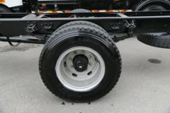 华菱 汉马中卡 180马力 4X2载货车底盘(HN1160E8M4J)