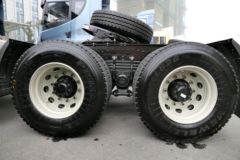 华菱 星凯马重卡 480马力 6X4牵引车(HN4250A46C4M5)