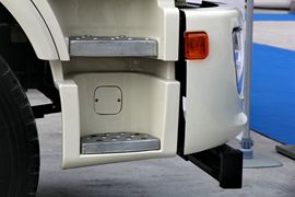 欧曼ETX&nbsp;垃圾运输车外观图片