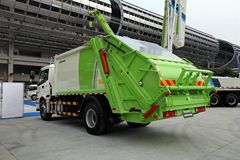 福田 欧曼ETX 3系 210马力 4X2 垃圾车(BJ5162ZYSE5-H1)