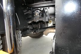 欧曼ETX&nbsp;垃圾运输车底盘图片