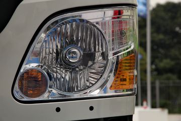 ���� ŷ����3ϵ 141���� 4X2 3T��ϴ��(BJ5082TXSE5-H1)ͼƬ