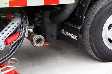 ���� ŷ����3ϵ 141���� 4X2 3T��ϴ��(BJ5082TXSE5-H1)ͼƬ