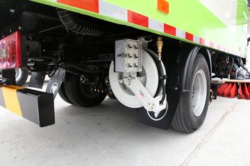 ���� ŷ����3ϵ 141���� 4X2 3T��ϴ��(BJ5082TXSE5-H1)ͼƬ