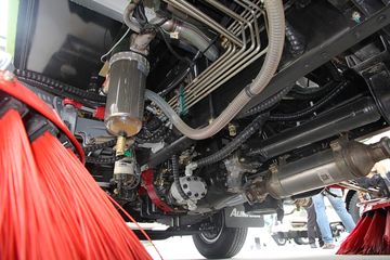 ���� ŷ����3ϵ 141���� 4X2 3T��ϴ��(BJ5082TXSE5-H1)ͼƬ