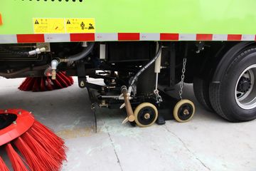 ���� ŷ����3ϵ 141���� 4X2 3T��ϴ��(BJ5082TXSE5-H1)ͼƬ