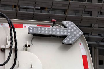 ���� ŷ����3ϵ 141���� 4X2 3T��ϴ��(BJ5082TXSE5-H1)ͼƬ