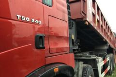 中国重汽 HOWO T5G系重卡 340马力 8X4 7.2米自卸车(ZZ3317N356GD1)