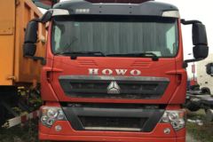 中国重汽 HOWO T5G系重卡 340马力 8X4 7.2米自卸车(ZZ3317N356GD1)