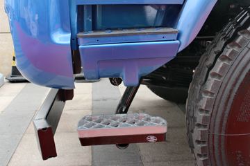 �ɵ��³� D5ϵ�� 154���� 6X2 6.8���ػ���ͼƬ