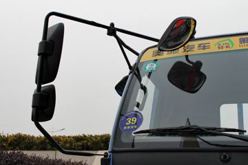 �ɵ��³� D5ϵ�� 154���� 6X2 6.8���ػ���ͼƬ