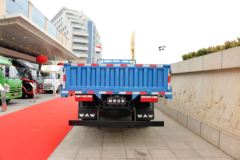 飞碟奥驰 D5系列 154马力 6X2 6.8米载货车