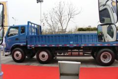 飞碟奥驰 D5系列 154马力 6X2 6.8米载货车