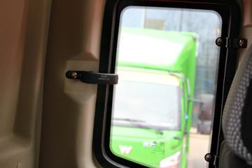 �ɵ��³� D5ϵ�� 154���� 6X2 6.8���ػ���ͼƬ