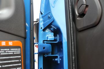 �ɵ��³� D5ϵ�� 154���� 6X2 6.8���ػ���ͼƬ