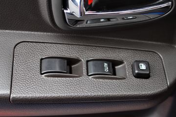 �ɵ��³� D5ϵ�� 154���� 6X2 6.8���ػ���ͼƬ