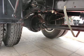 �ɵ��³� D5ϵ�� 154���� 6X2 6.8���ػ���ͼƬ