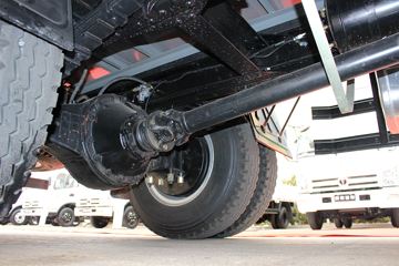 �ɵ��³� D5ϵ�� 154���� 6X2 6.8���ػ���ͼƬ