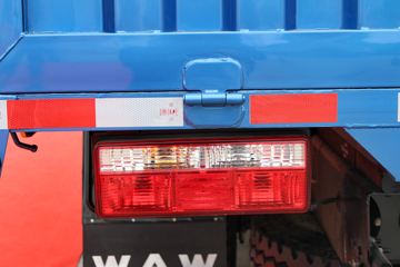 �ɵ��³� D5ϵ�� 154���� 6X2 6.8���ػ���ͼƬ