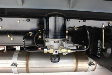 �ɵ��³� D5ϵ�� 154���� 6X2 6.8���ػ���ͼƬ