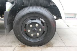 奥驰V6(原奥驰V3)&nbsp;载货车底盘                                                图片