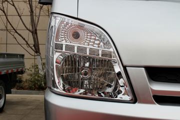 �ɵ��³� M1ϵ�� 1.2L 88���� ���� 3.05�׵�������΢��ͼƬ