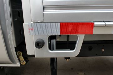 �ɵ��³� M1ϵ�� 1.2L 88���� ���� 3.05�׵�������΢��ͼƬ