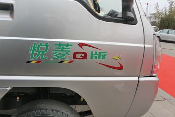 �ɵ��³� M1ϵ�� 1.2L 88���� ����/CNG 2.7��˫������΢��ͼƬ