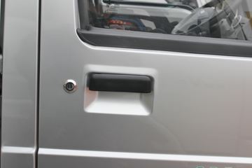 �ɵ��³� M1ϵ�� 1.2L 88���� ����/CNG 2.7��˫������΢��ͼƬ