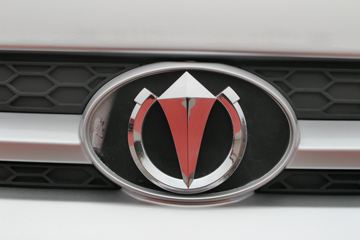 �ɵ��³� M1ϵ�� 1.2L 88���� ����/CNG 2.7��˫������΢��ͼƬ