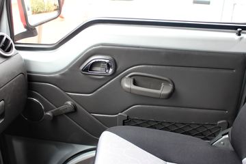 �ɵ��³� M1ϵ�� 1.2L 88���� ����/CNG 2.7��˫������΢��ͼƬ